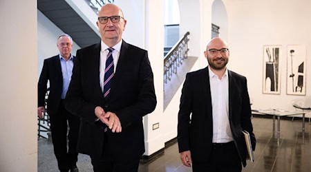 Dietmar Woidke hat wenige Tage nach dem Lange-Rücktritt einen neuen Innenminister vorgestellt. / Foto: Bernd von Jutrczenka/dpa