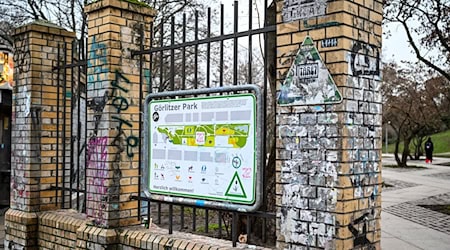 Bald wird gebaut: Der Görlitzer Park soll künftig nachts verschlossen werden. (Archivfoto)  / Foto: Jens Kalaene/dpa