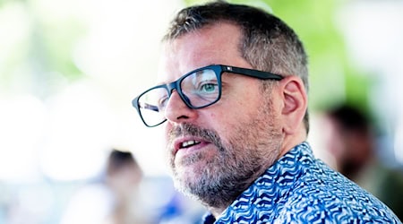 Werner Graf will beim Thema bezahlbarer Wohnraum vorankommen. (Archivbild) / Foto: Carsten Koall/dpa