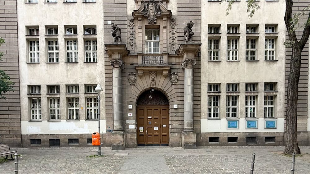 Mehrere Lehrkräfte haben über Vorfälle an der Carl-Bolle-Grundschule berichtet, die sie als problematisch erlebt haben. (Archivbild) / Foto: Sebastian Gollnow/dpa