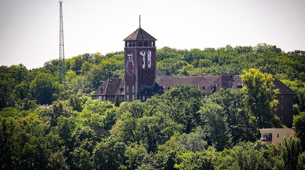 Das alte Landtagsgebäude in Potsdam ist weithin sichtbar - künftig soll es zu einem Uni-Campus ausgebaut werden. (Archivbild) / Foto: Bernd von Jutrczenka/dpa