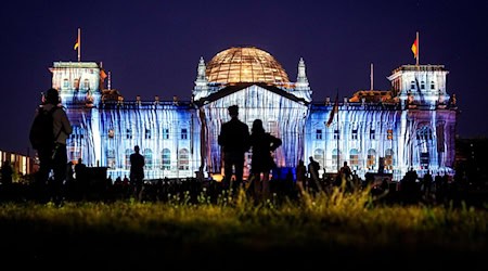 Fünf Millionen Menschen sahen vor 30 Jahren das Originalkunstwerk. (Archivbild) / Foto: Kay Nietfeld/dpa