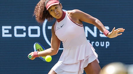 Rasen gehört nicht zu Naomi Osakas Lieblingsbelägen.  / Foto: Andreas Gora/dpa