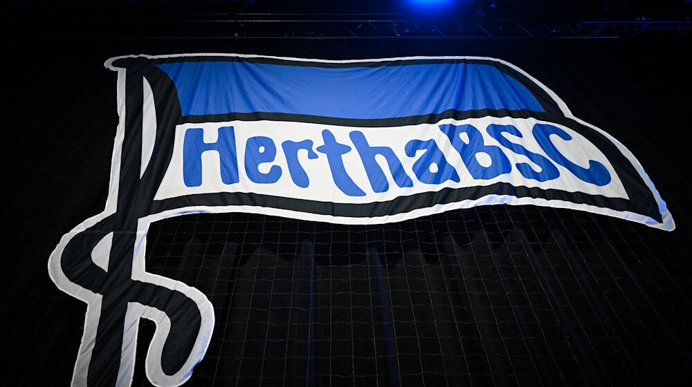Hertha BSC könnte eine millionenschwere Anleihe für drei Jahre verlängern.  / Foto: Soeren Stache/dpa
