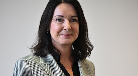 Brandenburgs Gesundheitsministerin Britta Müller will Geld aus dem Sondervermögen für Infrastruktur auch für Kliniken und die Pflege verwenden. (Archivbild) / Foto: Sebastian Gollnow/dpa