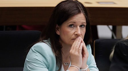 Die Grünen machen Bildungssenatorin Katharina Günther-Wünsch (CDU) Vorwürfe. (Archivfoto)  / Foto: Carsten Koall/dpa