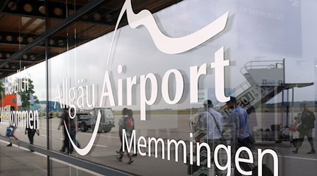 Am Flughafen Memmingen läuft ein Rettungseinsatz. (Symbolbild) / Foto: Andreas Gebert/dpa