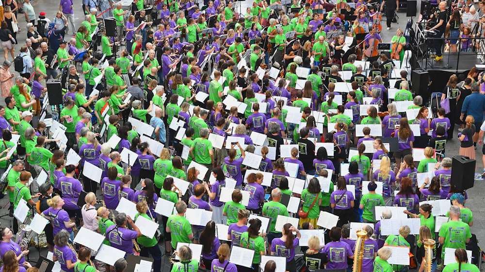 Der «Symphonic Mob» fand bereits zum elften Mal statt.  / Foto: Paul Zinken/dpa