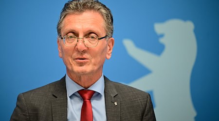 Bausenator Christian Gaebler (SPD) wünscht sich mehr Tempo beim Projekt Urbane Mitte in Kreuzberg. (Archivbild) / Foto: Sebastian Gollnow/dpa