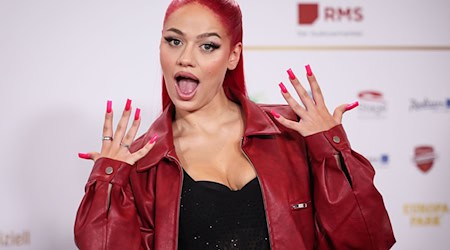 Anfang Juli werden Badmómzjay, Doechii und zahlreiche andere beim Hip-Hop-Festival «Splash!» in Ferropolis bei Gräfenhainichen in Sachsen-Anhalt auf der Bühne stehen. (Archivbild) / Foto: Christian Charisius/dpa