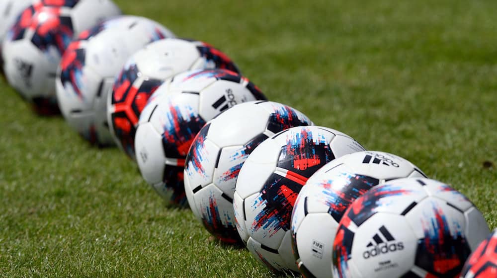 Der Berliner Regionalligist VSG Altglienicke spielt künftig in Brandenburg.  / Foto: Soeren Stache/dpa-Zentralbild/dpa