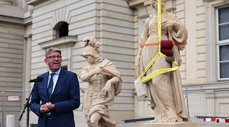 Kulturstaatsminister Wolfram Weimer besuchte das Humboldt Forum anlässlich der baulichen Fertigstellung. / Foto: Hannes P. Albert/dpa
