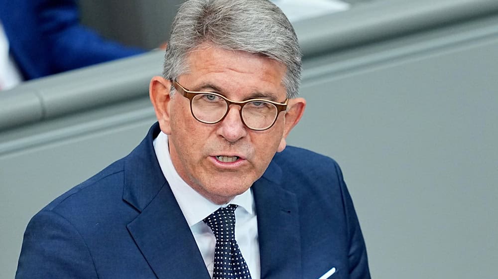 Wolfram Weimer hat vor dem Orden Pour le mérite gesprochen. / Foto: Michael Kappeler/dpa