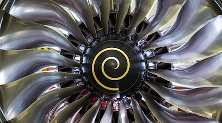 Rolls-Royce entwickelt am Standort Dahlewitz in Brandenburg Flugzeug-Triebwerke. (Archivfoto) / Foto: Soeren Stache/dpa