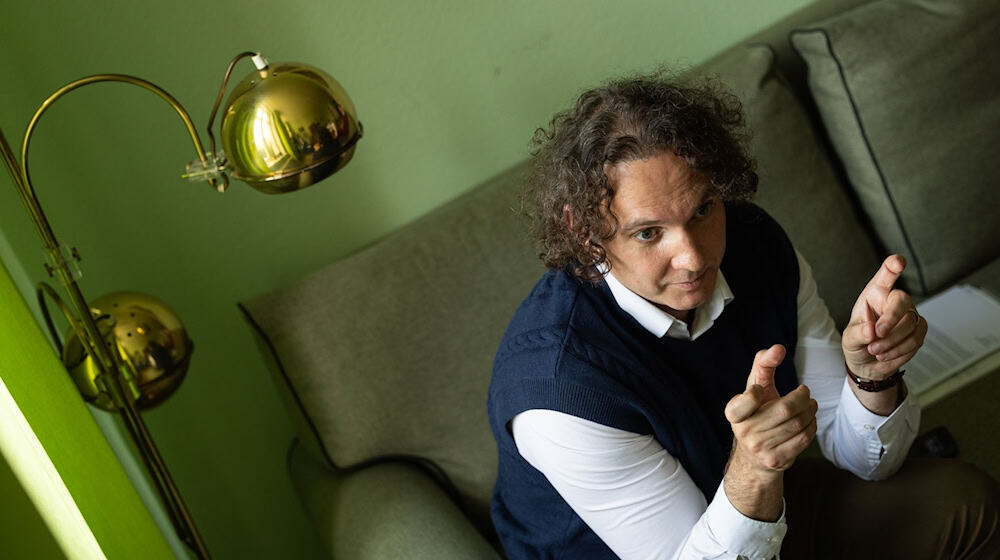 Die AG Schwule Lehrer verlangt eine Entschuldigung gegenüber Oziel Inácio-Stech, der an einer Berliner Grundschule unterrichtet. (Archivfoto) / Foto: Hannes P. Albert/dpa