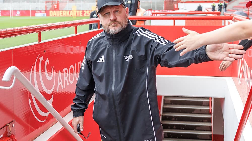 Trainer Baumgart startet mit Union Berlin in die Saisonvorbereitung.  / Foto: Andreas Gora/dpa