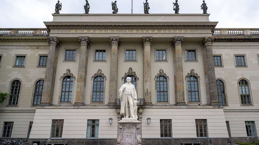 Die Humboldt-Universität hatte in Karlsruhe eine Verfassungsbeschwerde eingereicht. (Archivbild) / Foto: Soeren Stache/dpa