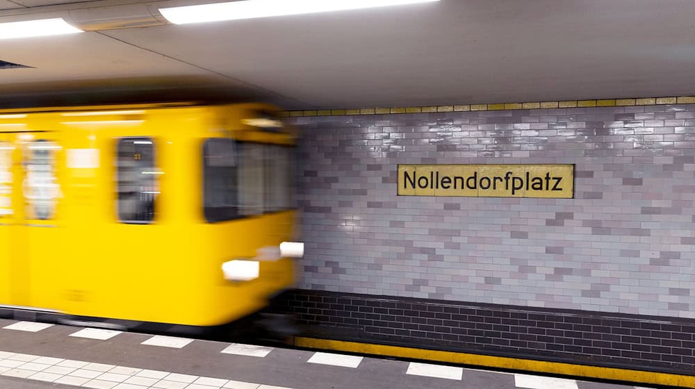 Der U-Bahnhof wird voraussichtlich ab Januar 2026 umfangreich saniert - was zu folgenreichen Sperrungen führen dürfte. (Archivbild) / Foto: Carsten Koall/dpa