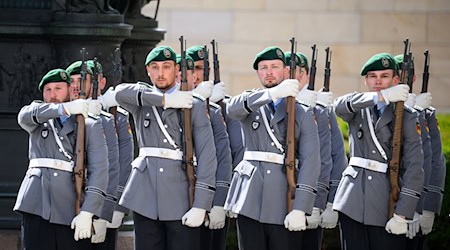Die CDU-Fraktion in Berlin fordert mehr Aufmerksamkeit für mögliche Bedrohungen. (Archivbild)  / Foto: Bernd von Jutrczenka/dpa