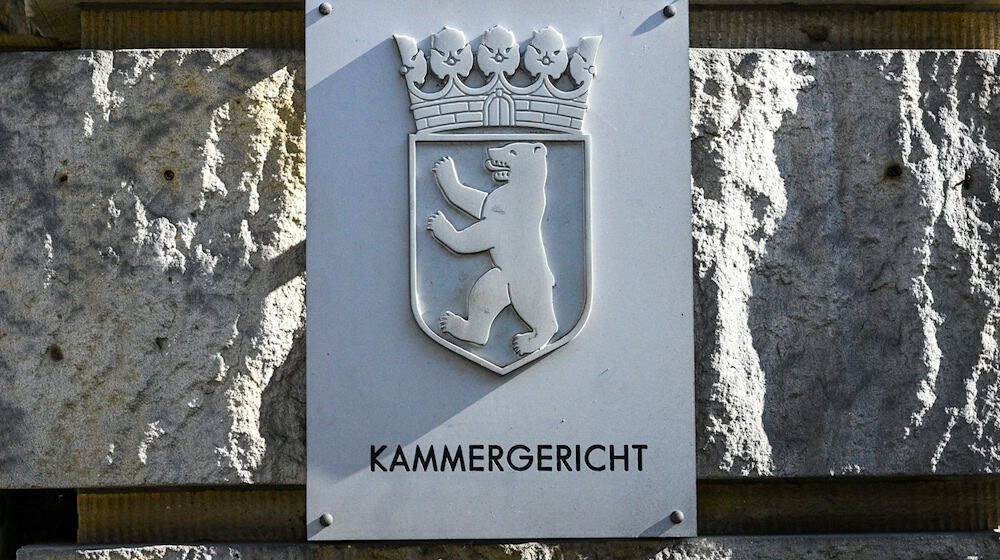 Eine Klage gegen das Portal X wegen antisemitischer Postings ist vom Kammergericht abgewiesen worden. (Symbolbild) / Foto: Jens Kalaene/dpa