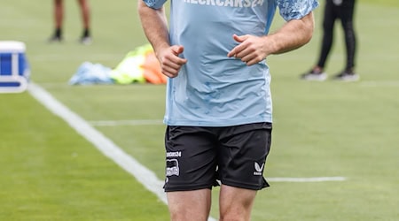 Leon Jensen ist zurück in Berlin und will mit der Hertha aufsteigen.  / Foto: Andreas Gora/dpa
