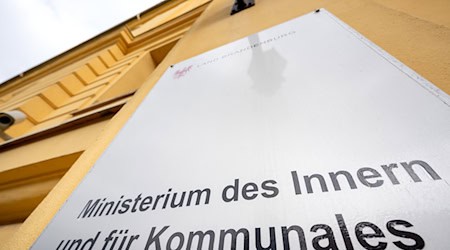 Das Brandenburger Innenministerium bekommt einen zweiten Staatssekretär (Archivbild). / Foto: Soeren Stache/dpa