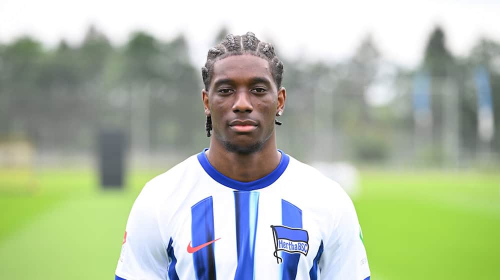 Konnte sich bei Hertha nicht durchsetzen: Kélian Nsona zieht es nun nach Portugal.  / Foto: Soeren Stache/dpa