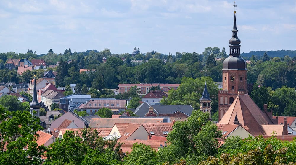 In Spremberg - eine Kleinstadt in der Lausitz - ist eine Debatte über ein Erstarken des Rechtsextremismus entbrannt und darüber, was dagegen getan werden kann.  / Foto: Patrick Pleul/dpa