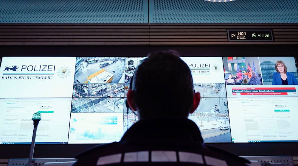 Der Einsatz der Analyse-Software Palantir sorgt für Diskussionen (Archivbild). / Foto: Uwe Anspach/dpa