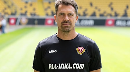 Sitzt eine Sperre im Freundschaftsspiel gegen Hertha BSC II ab: Dynamo Dresdens Coach Thomas Stamm. / Foto: Sebastian Kahnert/dpa