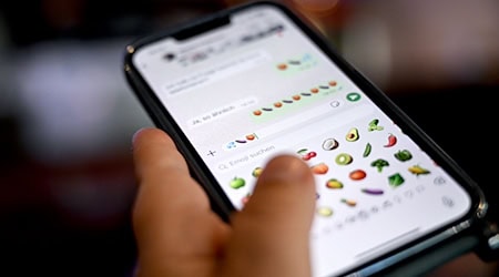 Im Chat werden die Aubergine oder der Pfirsich gelegentlich anzüglich verwendet. (Symbolbild) / Foto: Britta Pedersen/dpa
