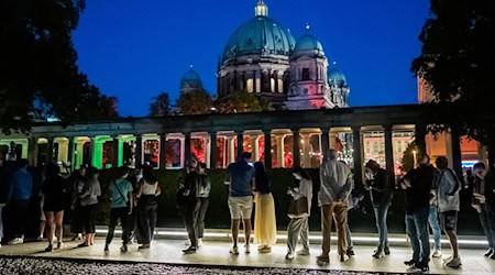 Die Lange Nacht der Museen findet in Berlin einmal jährlich statt.  / Foto: Christoph Soeder/dpa