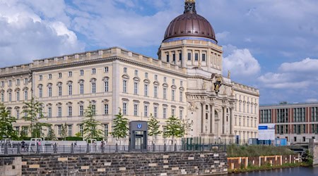 Bald gibt es ein Ticket für alles im Berliner Humboldt Forum. (Archivbild) / Foto: Monika Skolimowska/dpa