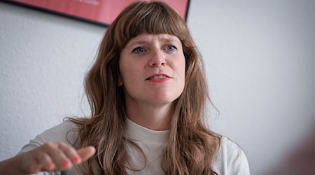 Die Linken-Landesvorsitzende Kerstin Wolter. (Archivbild)  / Foto: Jens Kalaene/dpa