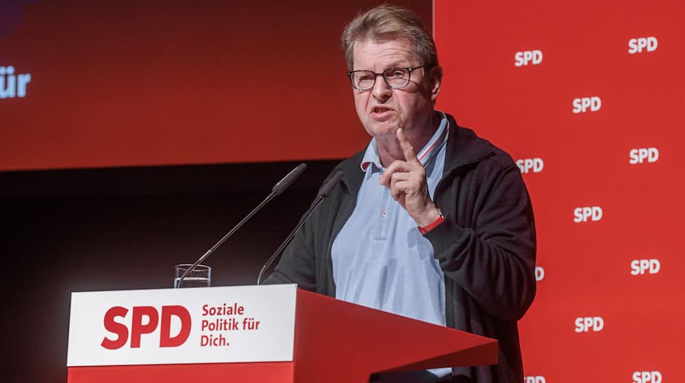 Stegner verlangt von der Unionsfraktion eine stärkere Abgrenzung in der Causa Ludwig. (Archivbild) / Foto: Markus Scholz/dpa