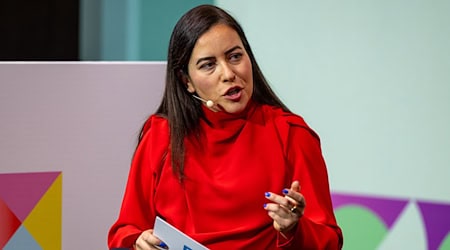 Die Journalistin Aline Abboud arbeitet künftig im Bundesministerium für wirtschaftliche Zusammenarbeit und Entwicklung. (Archivfoto) / Foto: Lennart Preiss/dpa