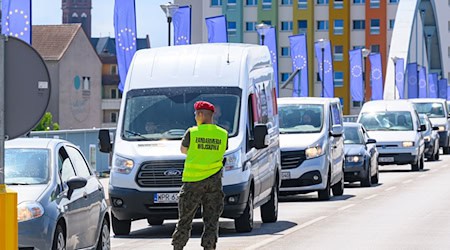 Polen verlängert die Kontrollen an der Grenze zu Deutschland (Archivbild). / Foto: Patrick Pleul/dpa