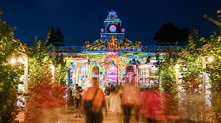 Park Sanssouci soll bei der Potsdamer Schlössernacht wieder erleuchtet werden. (Archivbild)   / Foto: Britta Pedersen/dpa