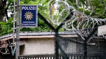 Eingangsbereich des Sprengplatzes der Polizei im Grunewald. (Archivbild) / Foto: Britta Pedersen/dpa