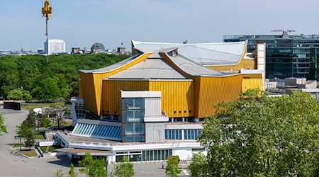 Die Berliner Philharmonie startet in die neue Spielzeit - mit Neuheiten und Bewährtem (Archivbild). / Foto: Soeren Stache/dpa