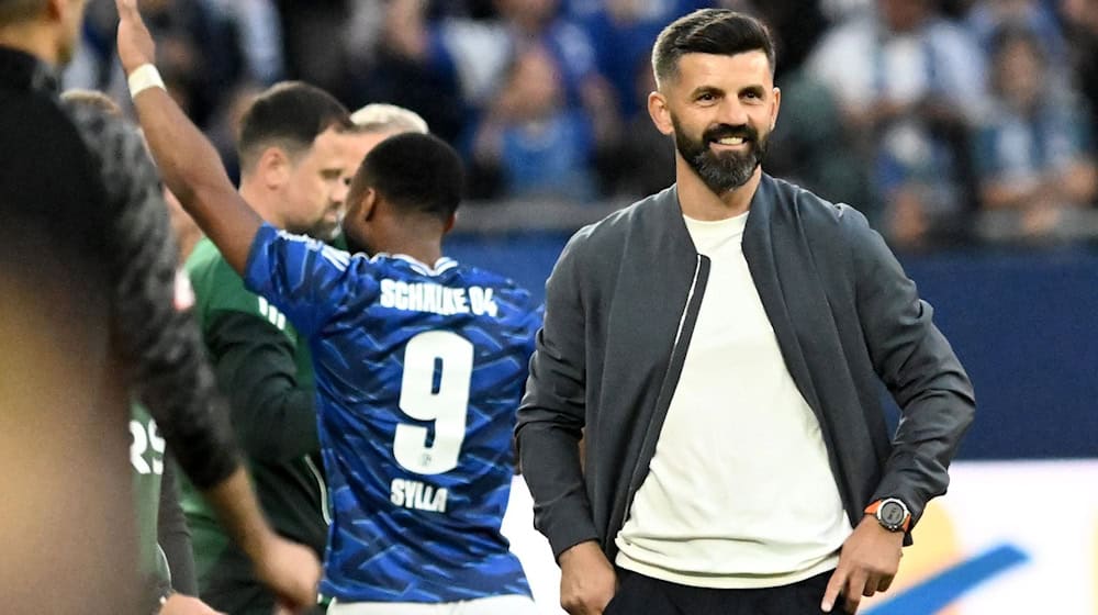 Miron Muslic hat beim FC Schalke eine neue Euphorie entfacht. / Foto: Bernd Thissen/dpa