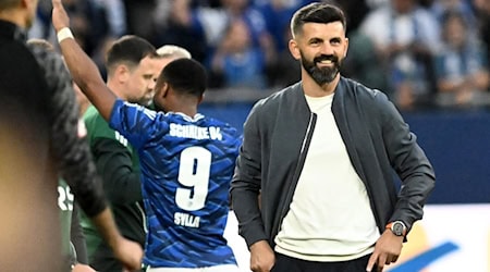 Miron Muslic hat beim FC Schalke eine neue Euphorie entfacht. / Foto: Bernd Thissen/dpa
