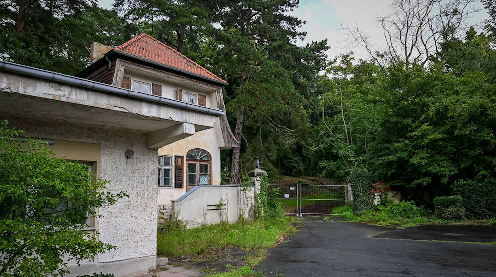 Die Siemens-Villa wird versteigert. (Archivbild) / Foto: Jens Kalaene/dpa