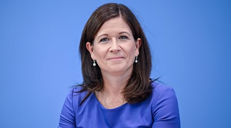 Berlins Bildungssenatorin Katharina Günther-Wünsch (CDU). (Archivbild) / Foto: Britta Pedersen/dpa