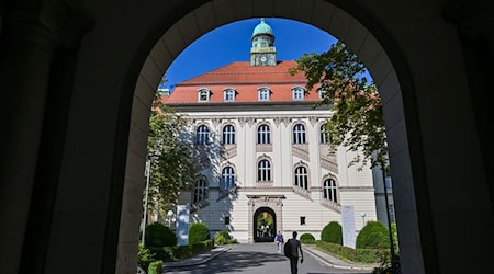  In den vergangenen drei Jahren begannen jährlich im Schnitt rund 1.960 Studenten an der Charité. (Archivbild) / Foto: Jens Kalaene/dpa