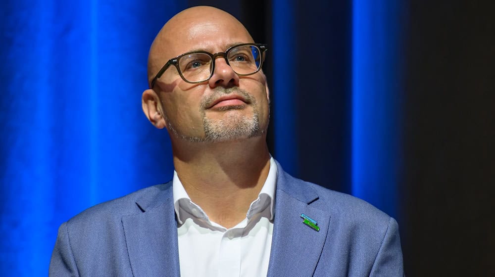 Der parteilose Kandidat Axel Strasser geht bei der Oberbürgermeisterwahl in Frankfurt (Oder) in die Stichwahl (Archivbild). / Foto: Patrick Pleul/dpa