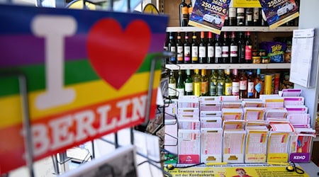 Der Spieler oder die Spielerin hat die Tipps bei einer Annahmestelle in Charlottenburg-Wilmersdorf abgegeben. (Archivbild) / Foto: Bernd von Jutrczenka/dpa