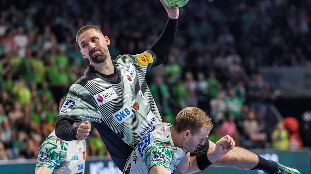 Fabian Wieder hatte kein Problem mit Jaron Siewert. / Foto: Andreas Gora/dpa