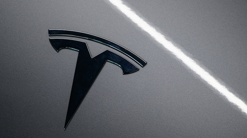 Der US-Elektroautobauer Tesla plant in Berlin ein Entwicklungszentrum (Archivbild). / Foto: Patrick Pleul/dpa