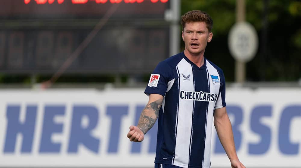 Sebastian Grönning erzielt das Führungstor für Hertha. (Archivbild) / Foto: Soeren Stache/dpa